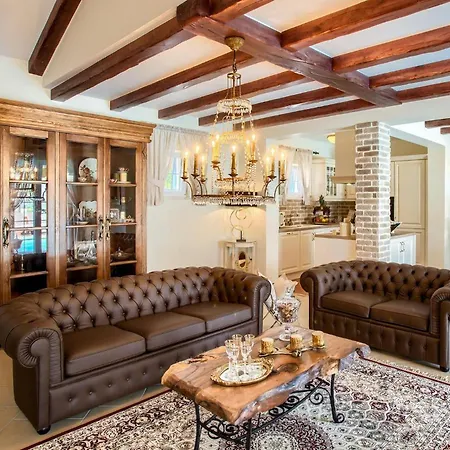 Mek بيت للعطل زادار