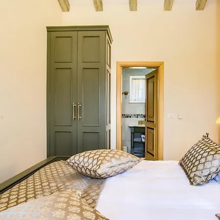 Mek بيت للعطل